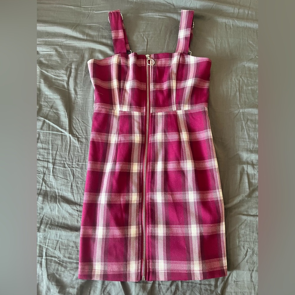 Cute dress from forever 21. Best deal ever!